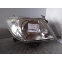 Toyota Hilux Right Headlamp