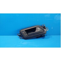 Volkswagen Amarok 2H  Righ Front/Rear Inner Black Door Handle