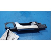 Holden Captiva Cg  Right Front Inner Door Handle