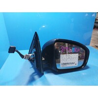 Nissan Pathfinder R52  Right Door Mirror