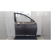 Nissan Pathfinder R52 St-L/Ti Rh Front Door