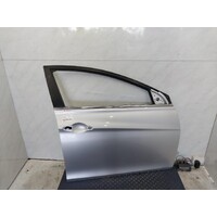 Hyundai I45 Yf Right Front Door