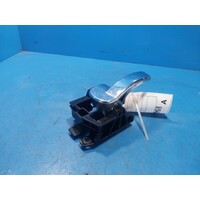 Nissan Dualis Left Front/Rear Inner Door Handle