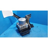 Toyota Yaris Cross Xp210 Abs Pump