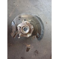 Nissan X-Trail T32 Right Front Hub Assembly