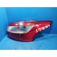 Ford Focus Lw  Right Taillight