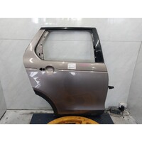 Land Rover Discovery L550 Right Rear Door