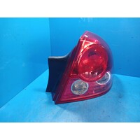 Holden Commodore Vz S/Sv6 Sedan  Right Taillight