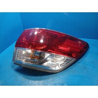 Nissan Pathfinder R52 Right Taillight