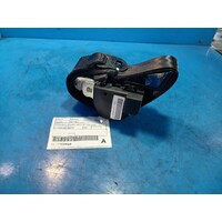 Volkswagen Amarok 2H  Centre Rear Seat Belt