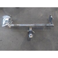 Nissan Pathfinder R52 Tow Bar