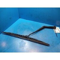 Mitsubishi Triton Mk Right Front Wiper Arm