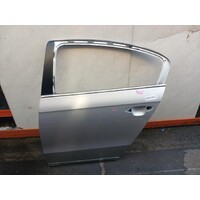 Volkswagen Passat 3c/Mk6 B7 Sedan Left Rear Door