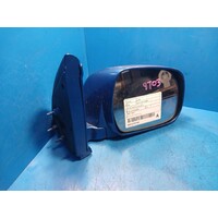 Toyota Hilux Right Manual Door Mirror