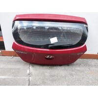 Hyundai Accent Rb Tailgate