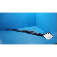 Toyota Landcruiser 200 Series Left Front Wiper Arm