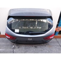 Nissan Qashqai J11 Tailgate