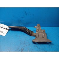 Nissan X-Trail T31 Left Bonnet Hinge