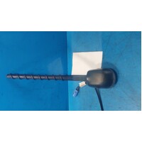 Nissan Pathfinder R52  Antenna