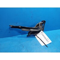 Toyota Landcruiser 200 Series Right Bonnet  Hinge