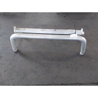 Toyota Hilux Sports Bar 11/2001-03/2005