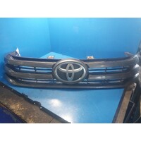 Toyota Hilux Sr Grey Radiator Grille