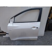 Hyundai Ix35 Lm Left Front Door