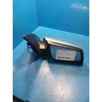 Holden Commodore Vf Right Door Mirror