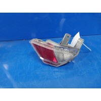 Toyota Rav4 Xa40 Left Taillight In Bumper