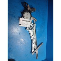 Nissan Patrol Y61/Gu Right Front Power Window Regulator