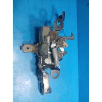 Isuzu Dmax Rc  Bonnet Latch