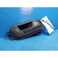 Volkswagen Amarok 2h Right Rear Inner Black Door Handle