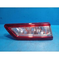 Toyota Camry Asv50 Left Rear Bootlid Lamp Garnish