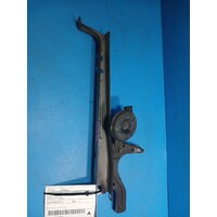 Toyota Corolla Zze122, Bonnet Lock Support