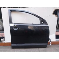 Nissan Dualis J10  Right Front Door