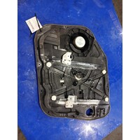 Hyundai Tucson Tl Left Front Door Window Reg Assy