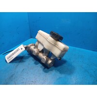 Nissan Navara D40 Master Cylinder