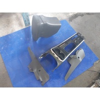 Mitsubishi Outlander Zk-Zl Console Assembly