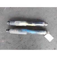 Holden Captiva Cg Pair Of Rear Shock Absorbers