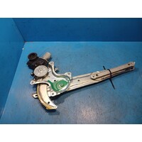 Toyota Hilux Right Front Door Window Reg Assy