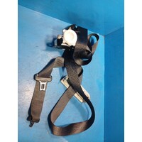 Toyota Hilux  Centre Rear Seat Belt