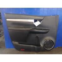 Toyota Hilux Sr5 Lh Front Door Trim