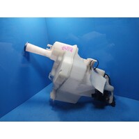 Hyundai I30 Gd Washer Bottle