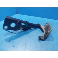 Nissan Pathfinder, Navara Left Side Bonnet Hinge