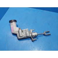 Isuzu Dmax  Clutch Master Cylinder