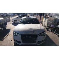 Audi A5 8T Right Front Outer Door Handle