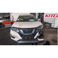 Nissan Xtrail T32 Fuel Door