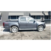 Isuzu Dmax Rc High Level Stoplight