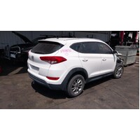 Hyundai Tucson Tl Lh Front Mud Flap