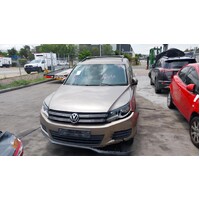 Volkswagen Tiguan 5N Petrol Owners Handbook